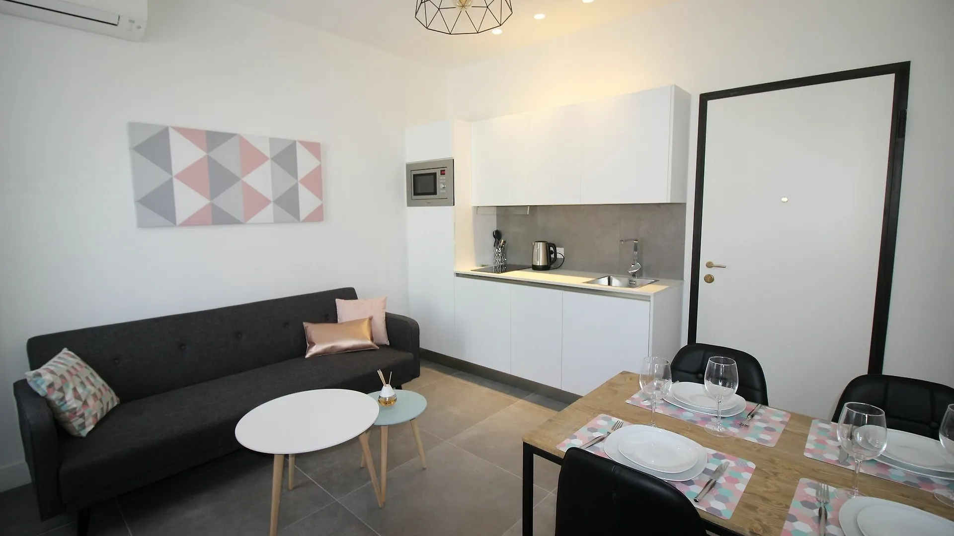 Apartment Nice Booking- Pink Massena Zone Pietonne
