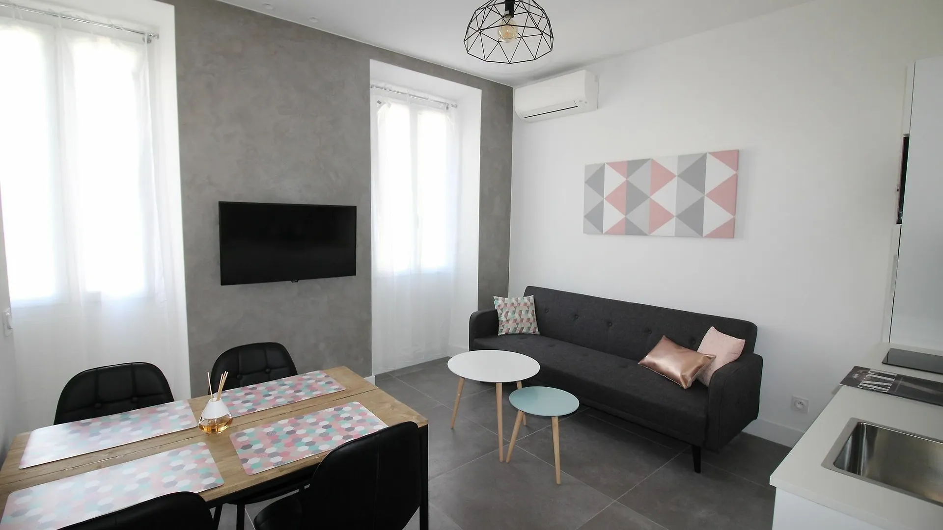 Nice Booking- Pink Massena Zone Pietonne